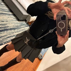 LV authentic/ 9.7/10, great condition as seen in pictures.